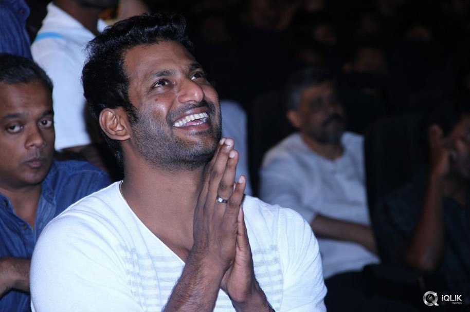 Cheekati-Raajyam-Movie-Tamil-Audio-Launch